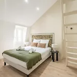 5 Two Bedrooms Champs Elysees Arc De Triomphe Ac