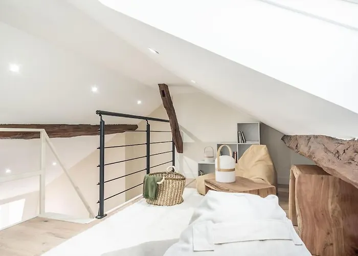 5#two Bedrooms#champs Elysees#arc De Triomphe#ac Apartament
